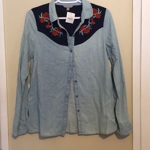 Rubbish chambray denim shirt with embroidery